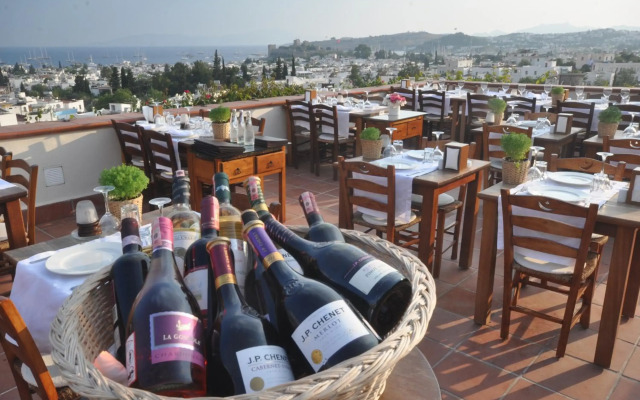 El Vino Hotel Suites - Special Class