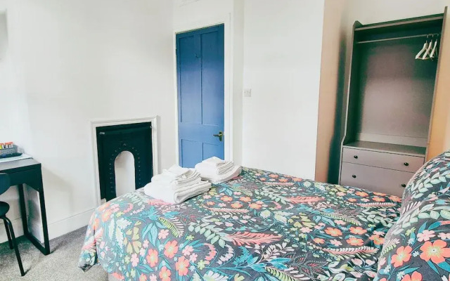 The Burford Hideaway