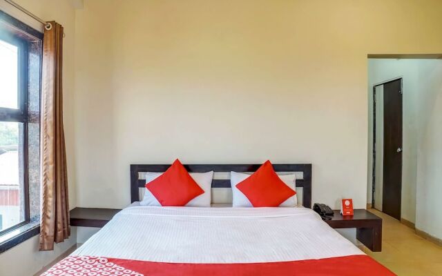 OYO 11898 Hotel Vhyomaan