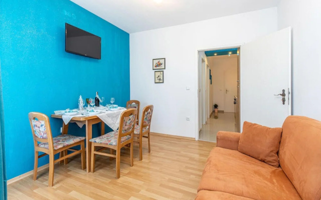 Nice Home in Crikvenica With Wifi and 1 Bedrooms