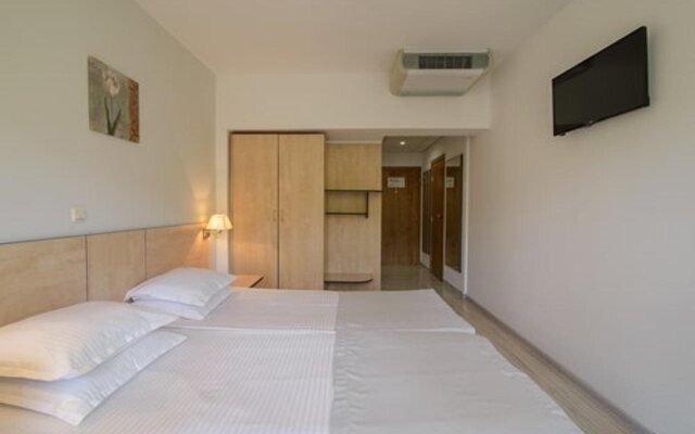 Madara Park Hotel