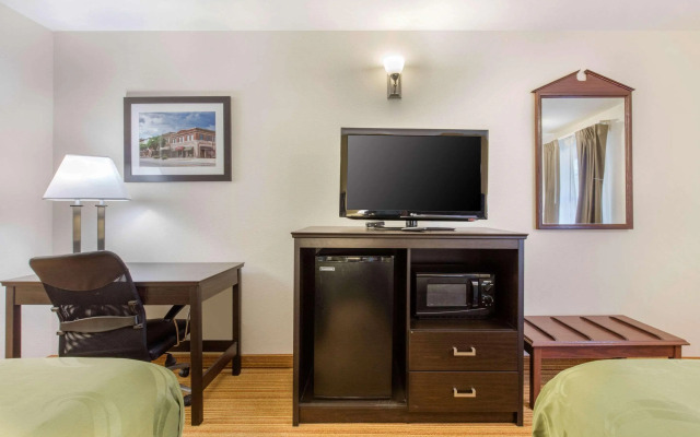 Quality Inn Arab Hwy 231