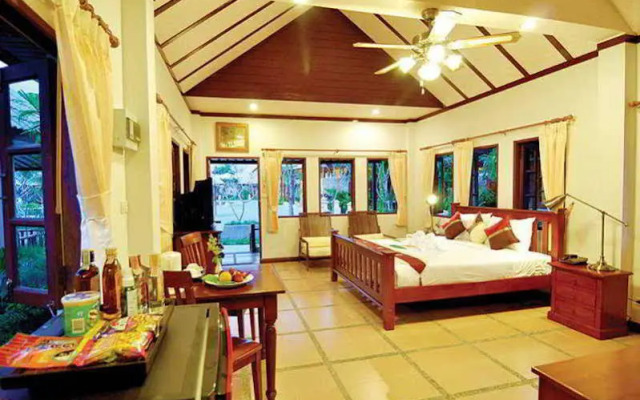 Chalong Villa Resort & Spa
