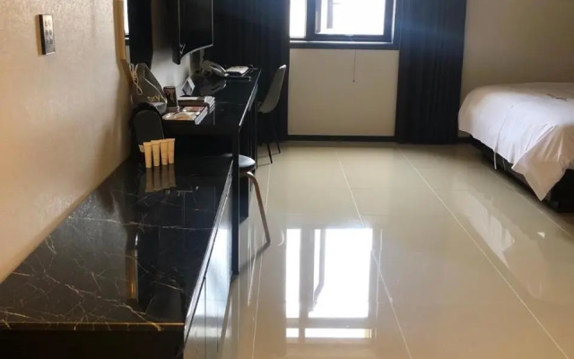 Royal Hotel Jeongeup