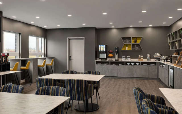 Microtel Inn & Suites By Wyndham Boisbriand