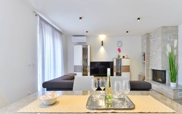 New 2020 Villa Futura With Magnificant Seaview