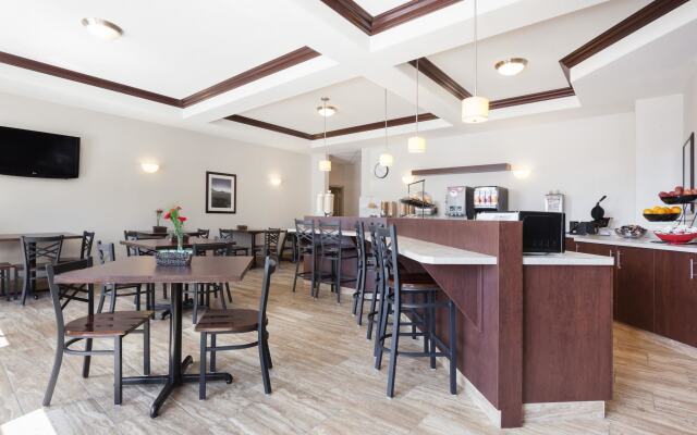 Ramada by Wyndham Creston