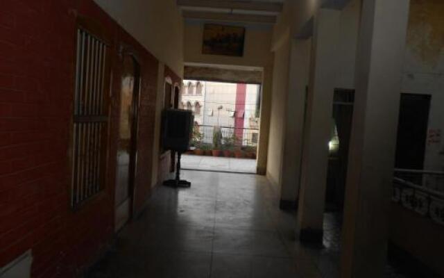 Hotel Basant