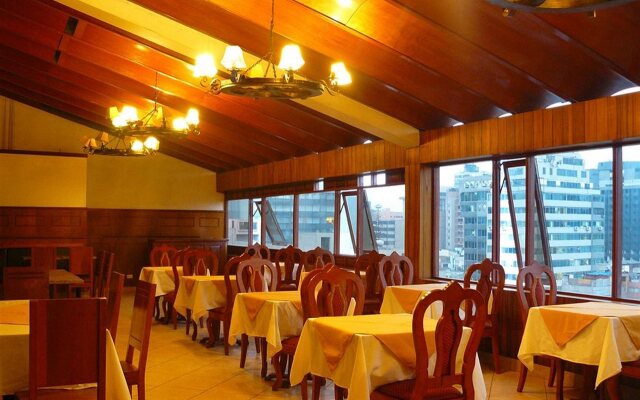 Epiqus Hotel