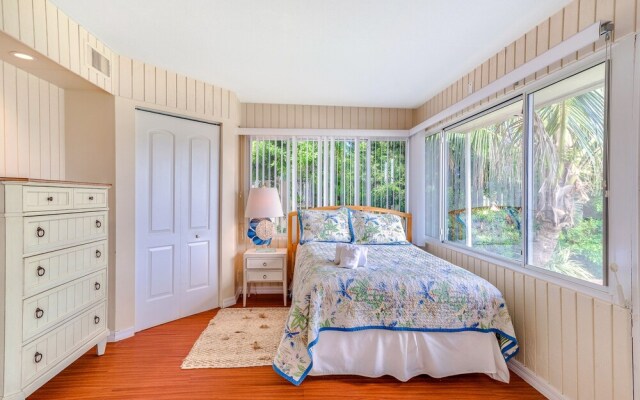 Seaside Sonata by Vtrips