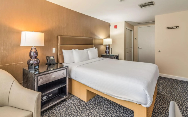 The Carvi Hotel New York, Ascend Hotel Collection