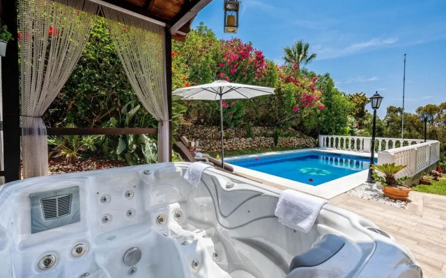 Solaga -  Villa Costalota