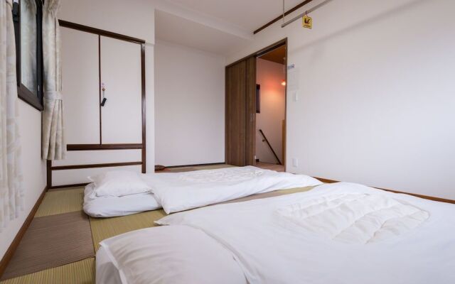 Three Wave Nijo