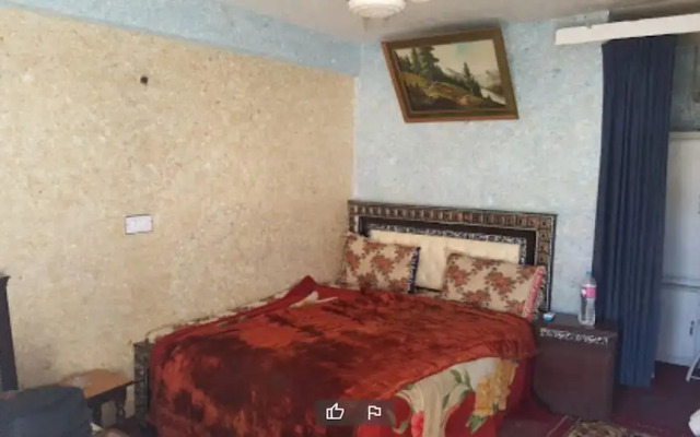 Hotel Mehran