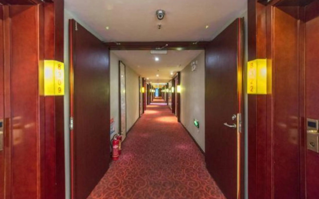 Baiwei Business Hotel (Qinhuangdao Railway Station)