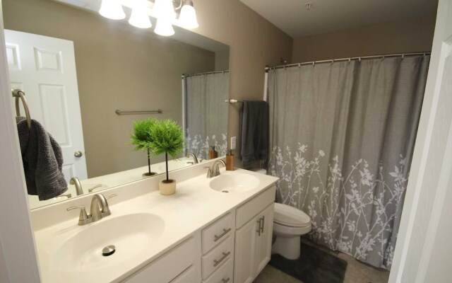 Parkview Bay 441 3 Bedroom Condo