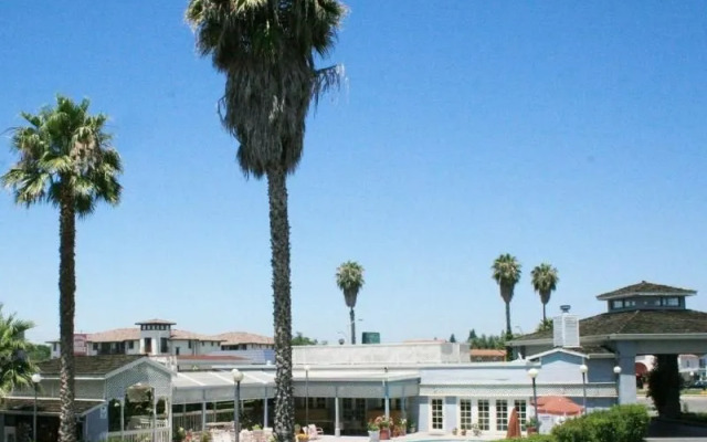 Mariani's Inn & Restaurant