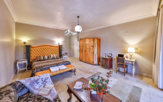Cetmihan Hotel