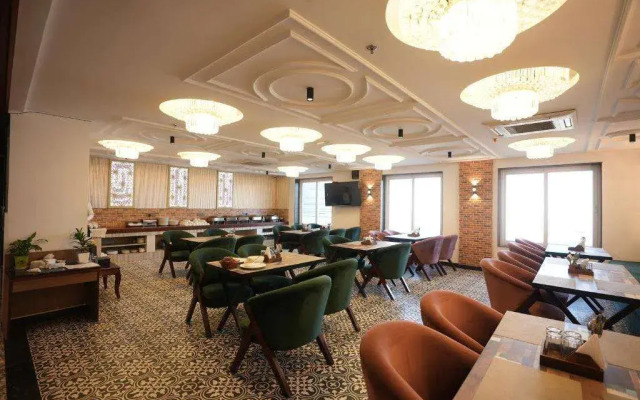 Lime Tree Hotel and Banquet Greater Noida