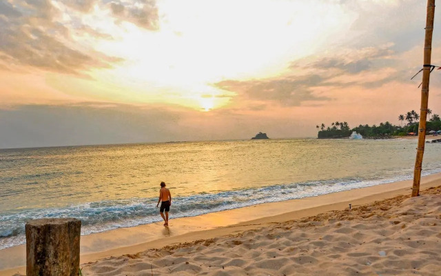 New Surf Paradise Bungalow