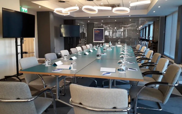 Holiday Inn Express Leeds Armouries