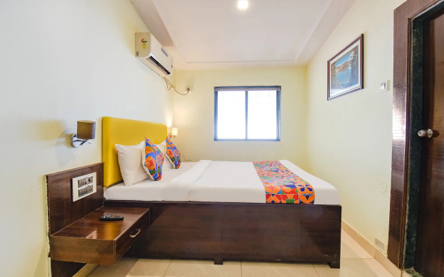 FabHotel Hillview Furnished Stays