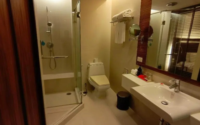 Sacha's Hotel UNO & UNO Express