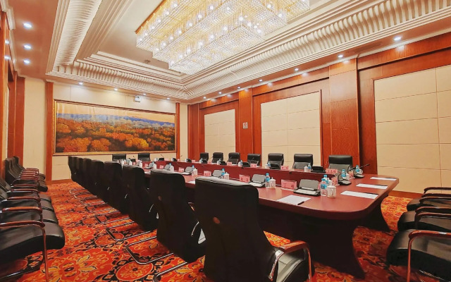 Baishan Hotel