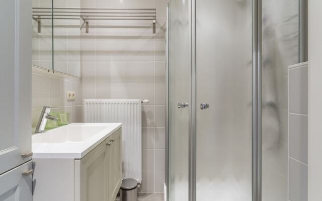 Pleasant Apartment Near the Seafront