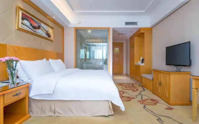 Vienna International Hotel (Tianmen Wanda Plaza Donghu Branch) – Guest Rooms – Tianmen