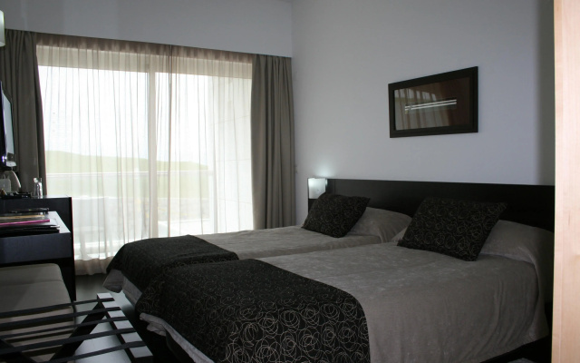 Crowne Plaza Caparica Lisbon by IHG