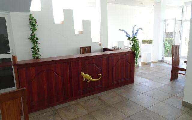 Moragalla Beach Home Guesthouse (Newly opened hotel)