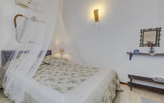 Sardunaki Konak Hotel