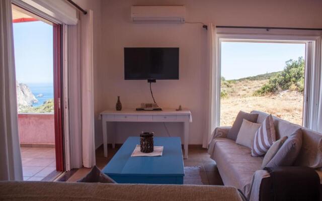 Secluded 3 BR House 5 mins from Kapsali