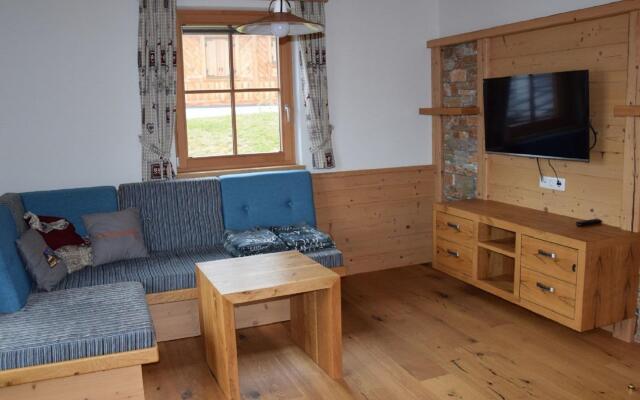 Mountain chalet 'Holzknechthütte' in Gröbming with sauna
