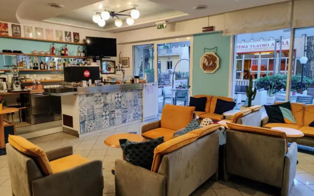 Hotel Adria B&B - Colazione fino alle 12