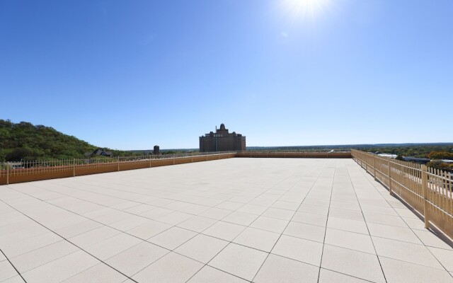 The Crazy Water Hotel