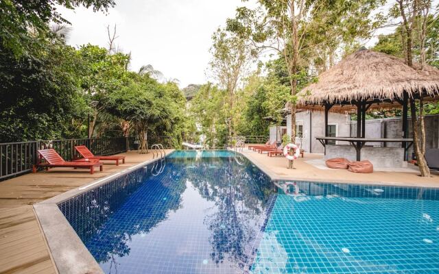 The Dearly Koh Tao Hostel