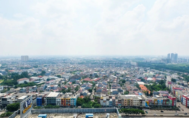 Relax Studio Apartment at Puri Orchard