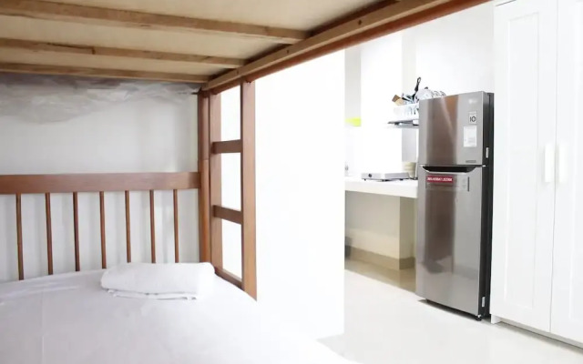 Compact Studio Room at Beverly Dago Apartment near ITB