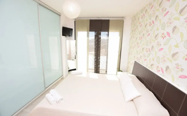 HomeHolidaysRentals Rieral