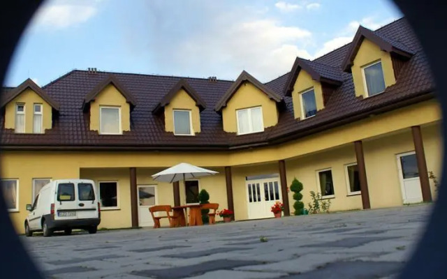 Hotelik Pod Baranami