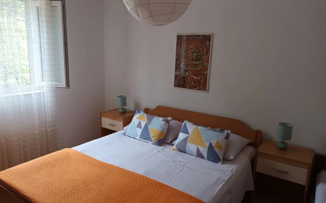 Mira - Affordable & Comfortable - A1
