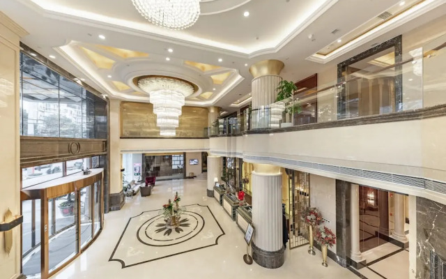 Chengdu Boyun Jinjiang Hotel