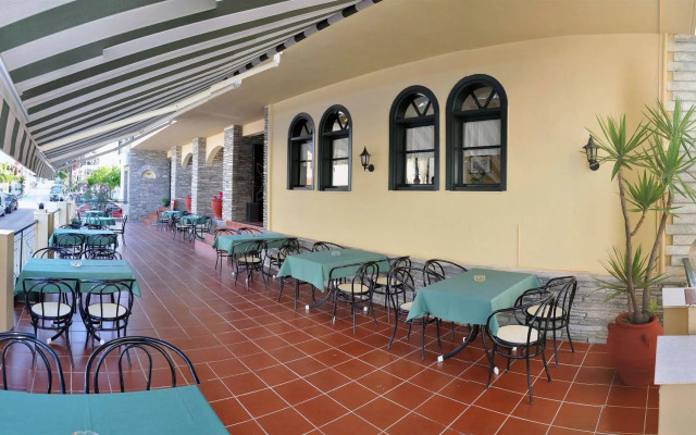Sun Hotel