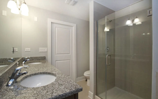 Handsome 2BR in West Loop by Sonder