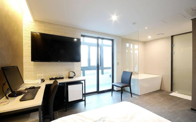 Queens Hotel Seomyeon Busan