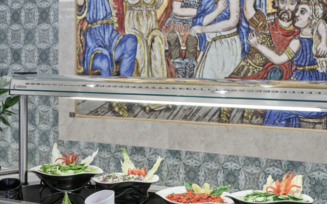 Mythos Palace Resort 