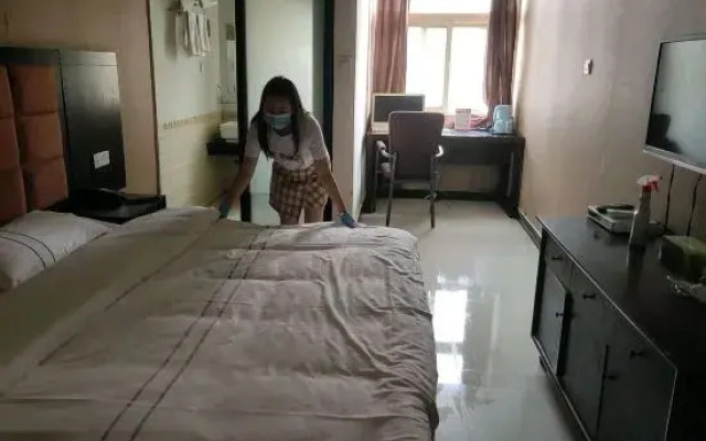 Luohe Qianhe Boutique Apartment