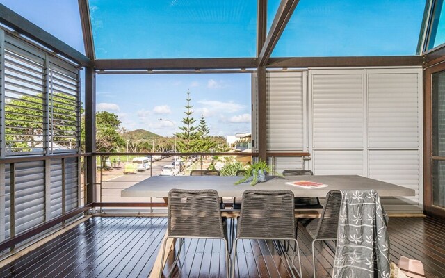 Your Luxury Escape - On The Bay 2